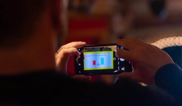 Presentation av Svenskarna och internet 2019 på Vasa teatern