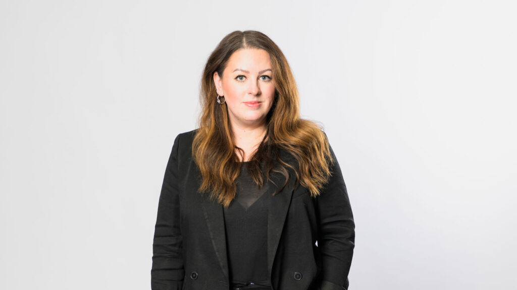Porträtt av Jasmine Winberg. Foto: Mattias de Frumerie