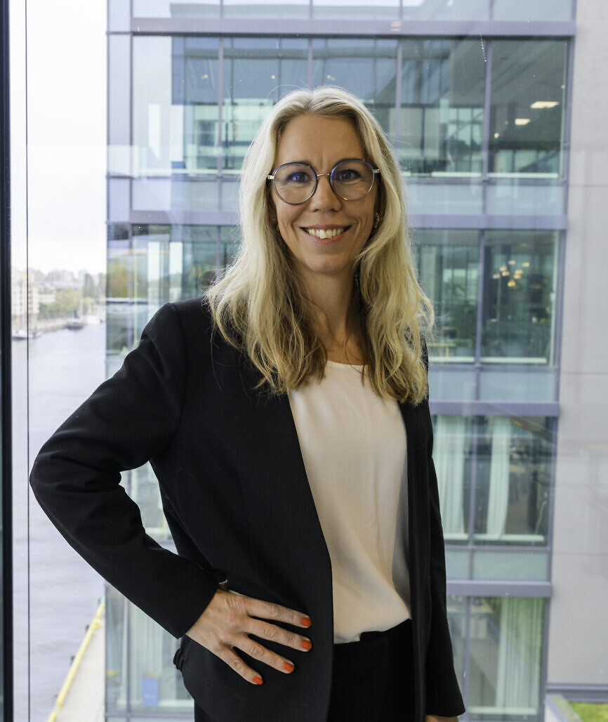 Porträtt av Jannike Tillå, Vice President Communications and Public Benefit.